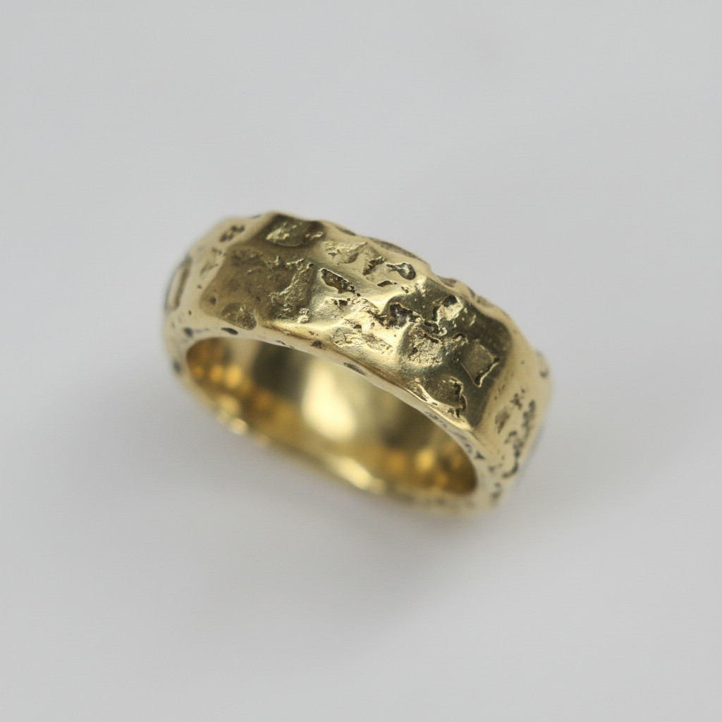 9ct gold band - tilted