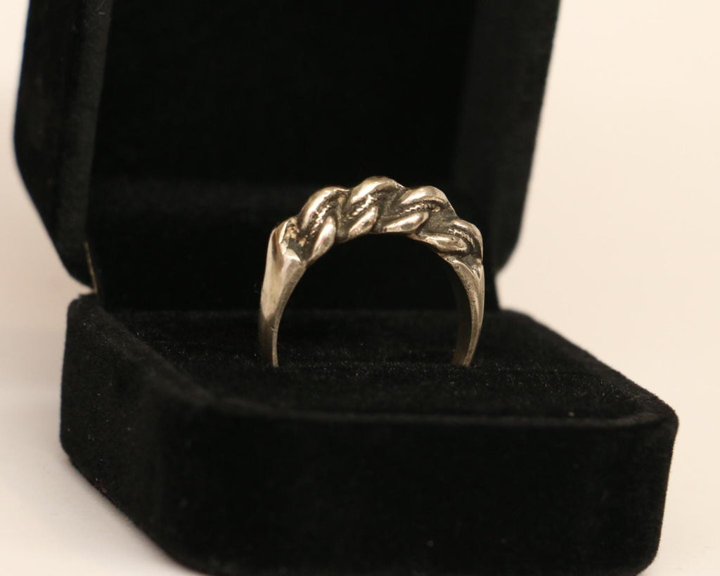 Silver Latvian ring band 9.5US
