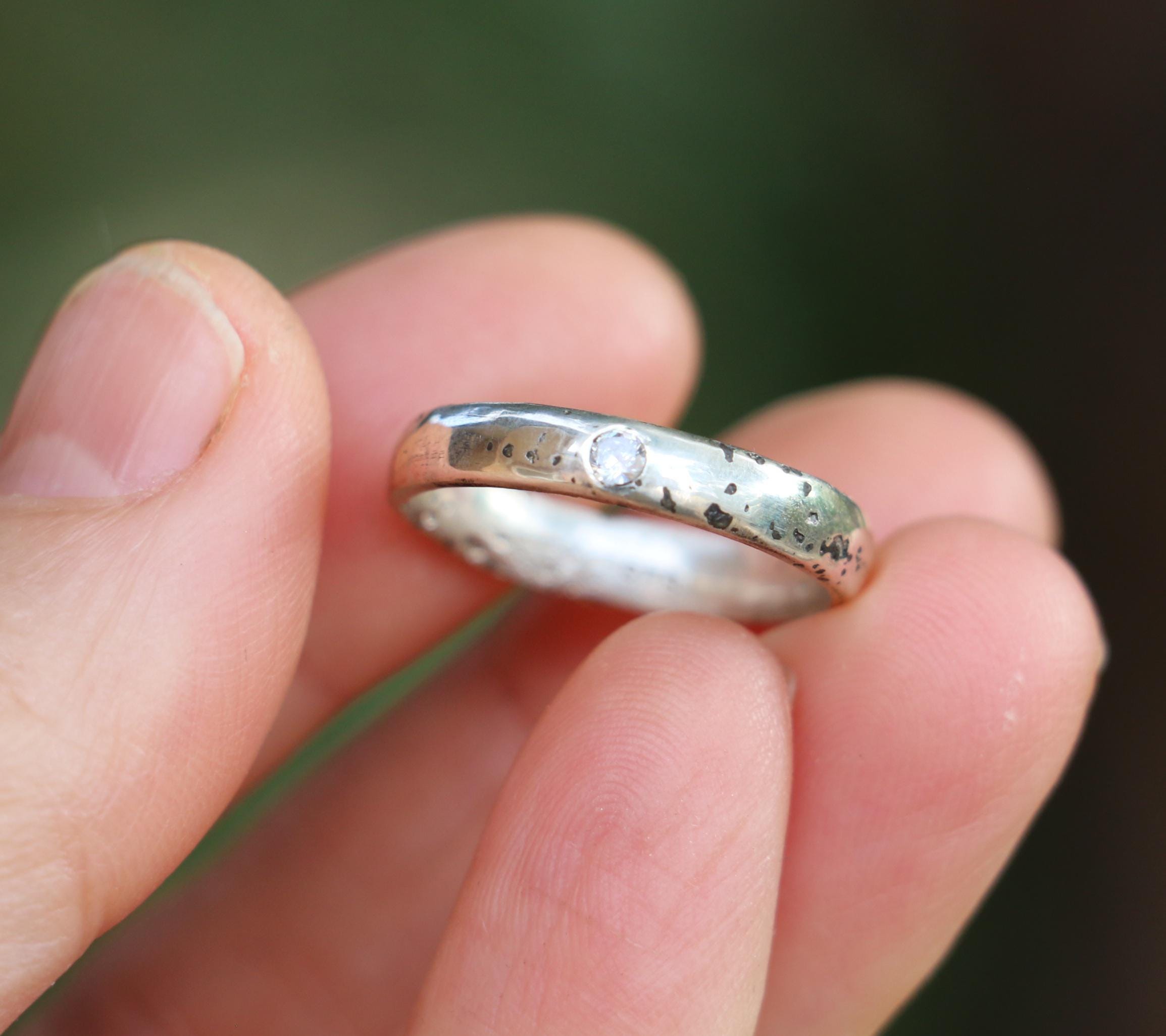 Stirling silver ring with moissanite 7US