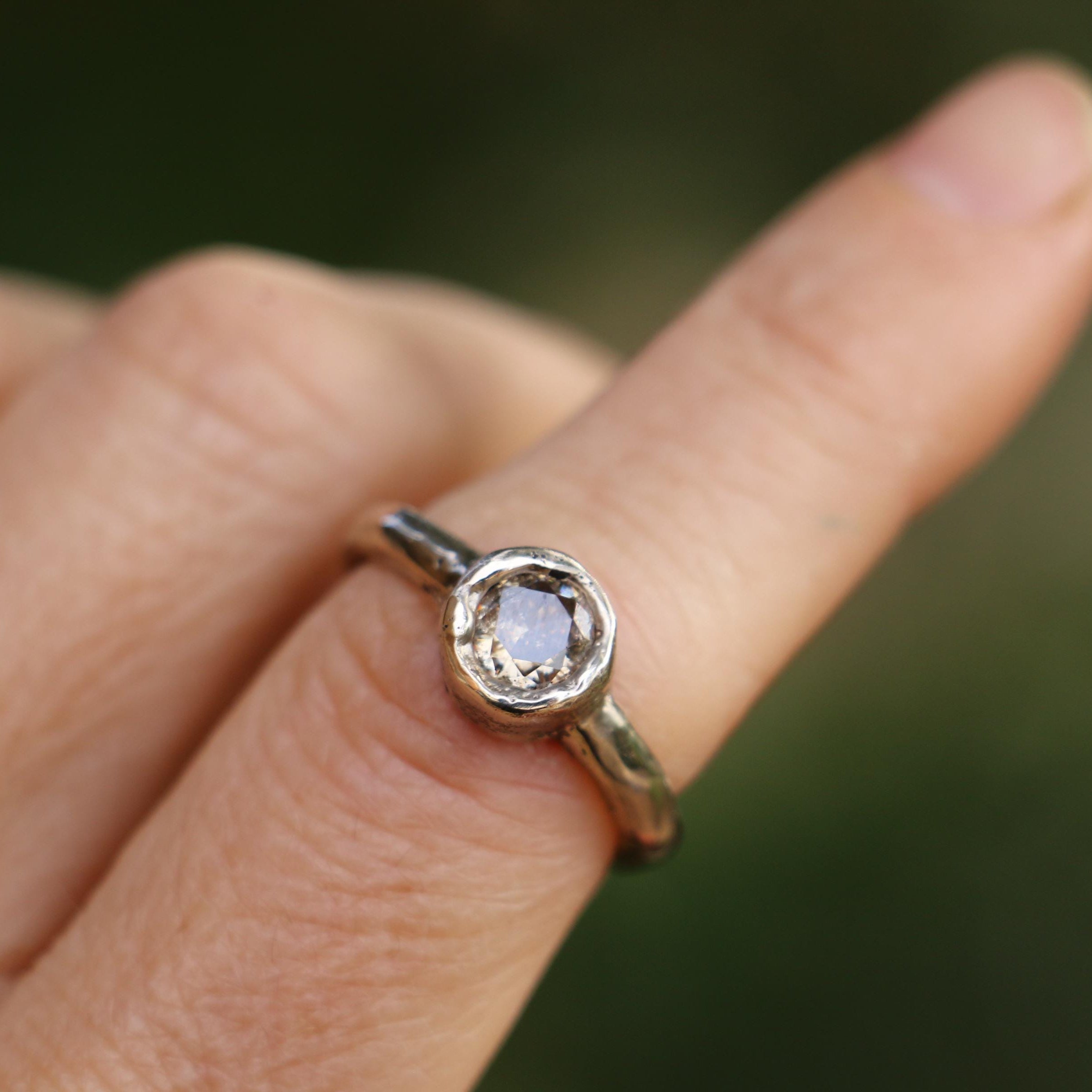 Classic bronze ring with gemstone size 7