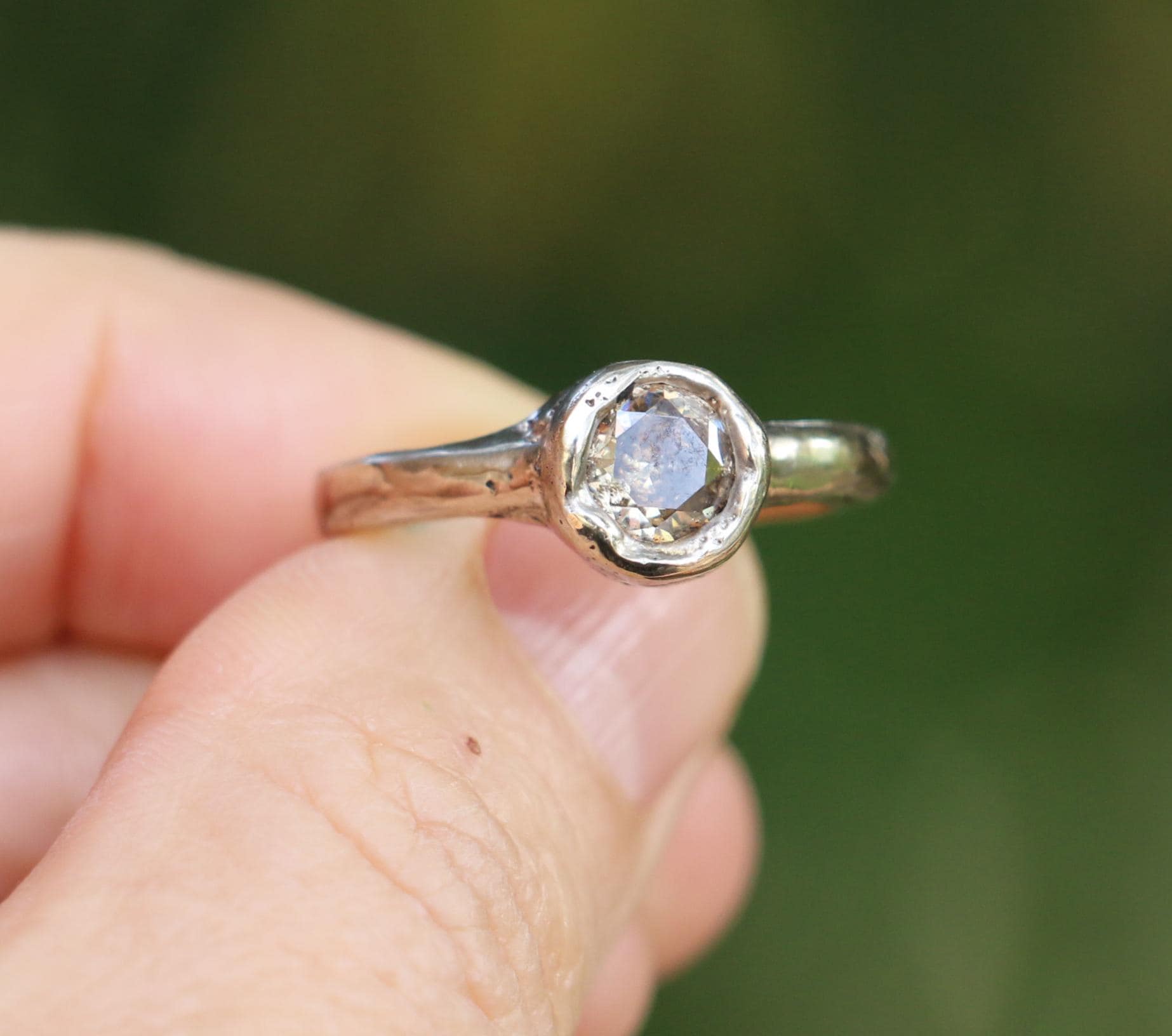 Classic bronze ring with gemstone size 7