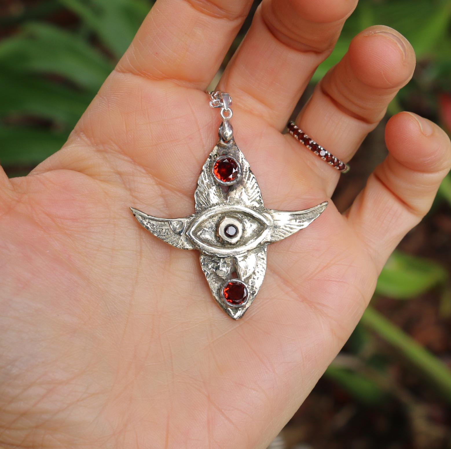 Seraphim bronze necklace with Garnet