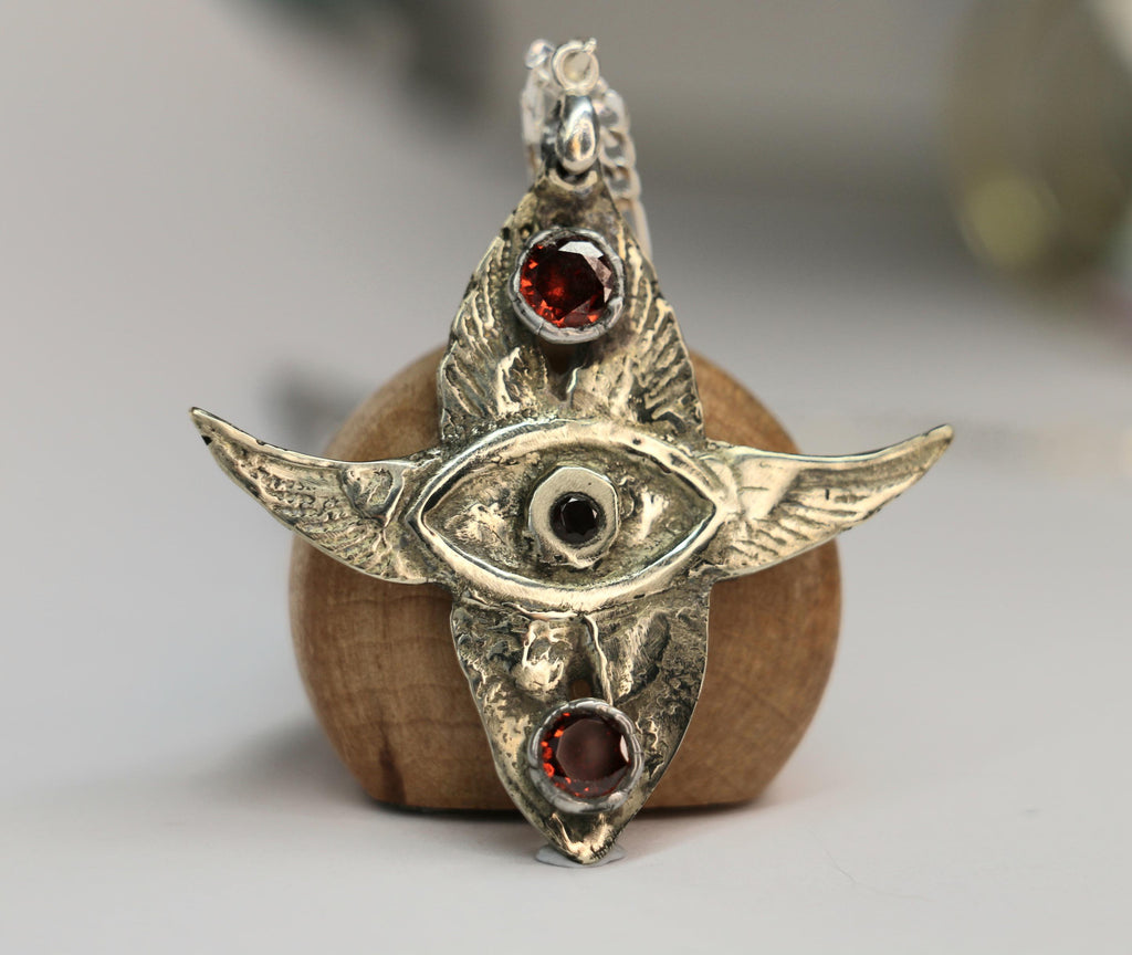 Seraphim bronze necklace with Garnet