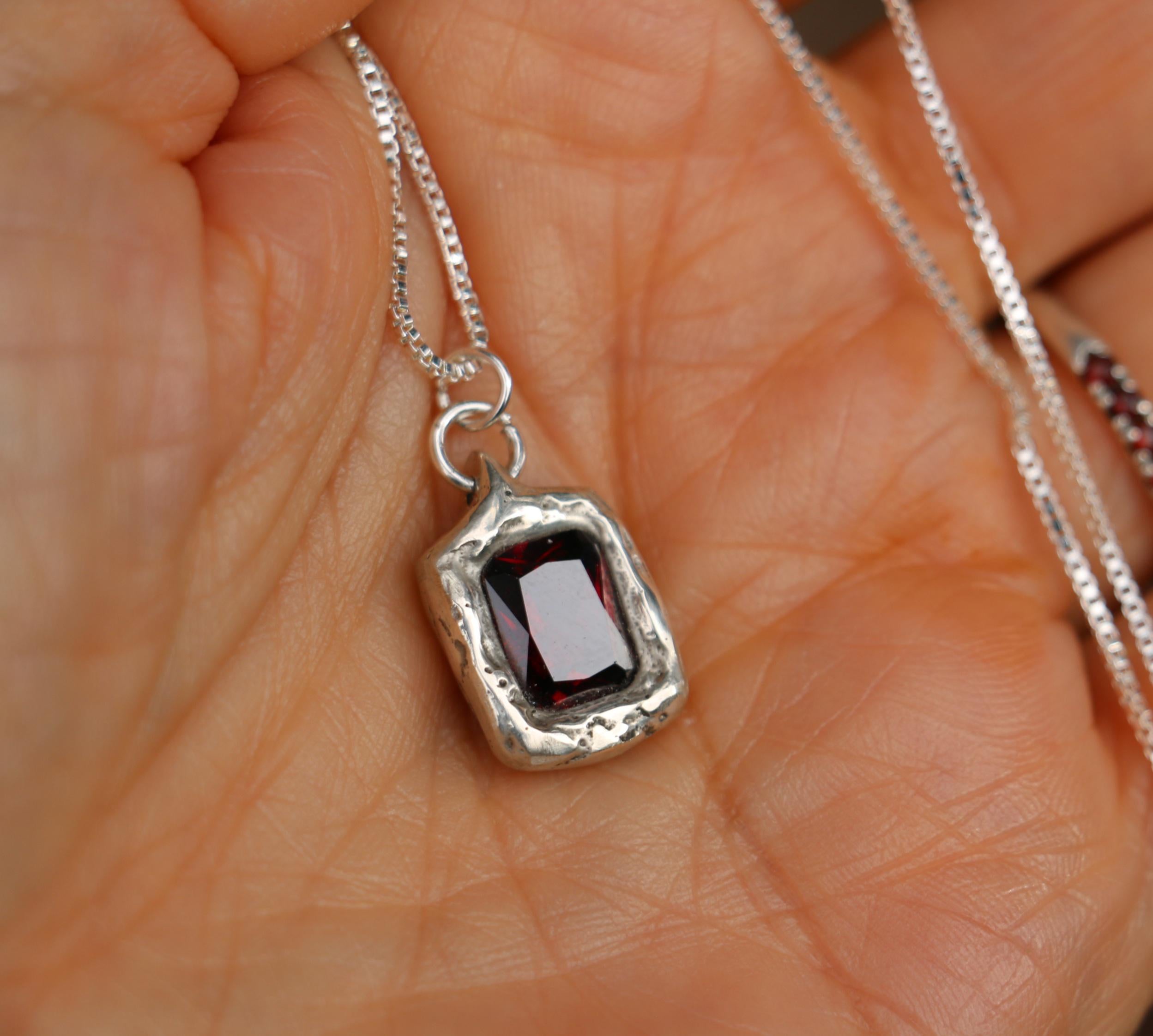 Stirling sillver sandcast garnet pendant necklace handmade