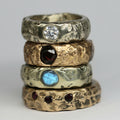 The Nomad Earth ring with gemstone
