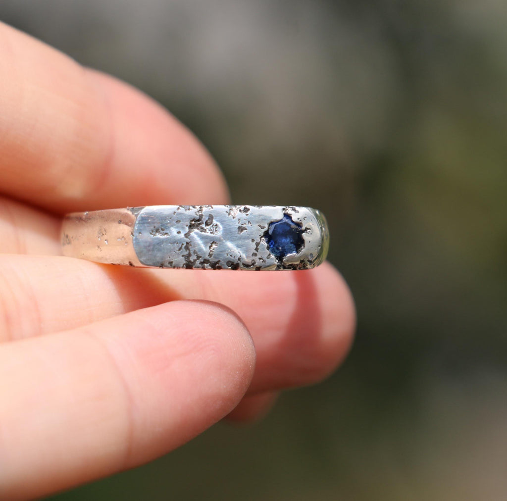 Royal signet ring