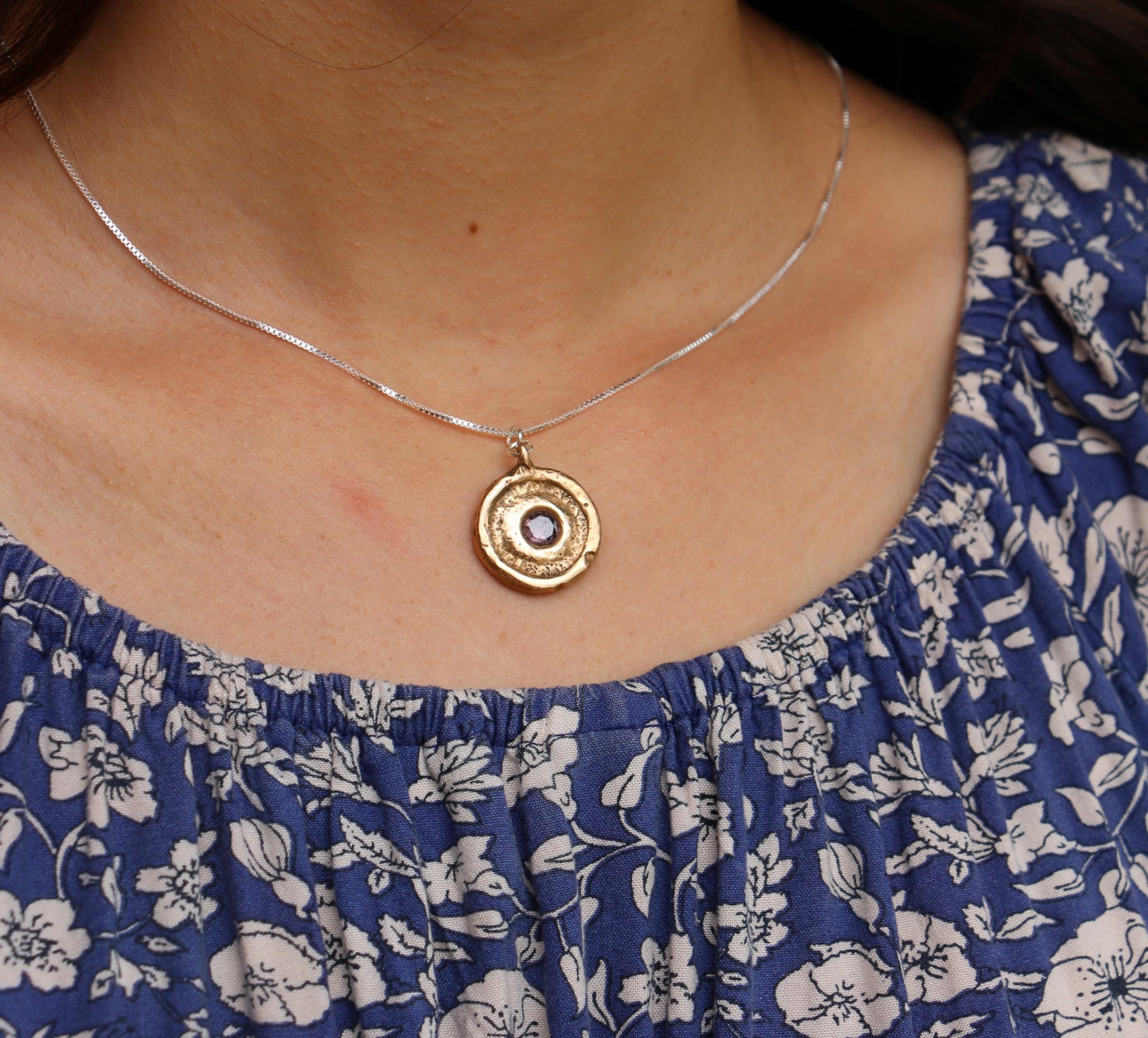 Rose quartz pendant necklace