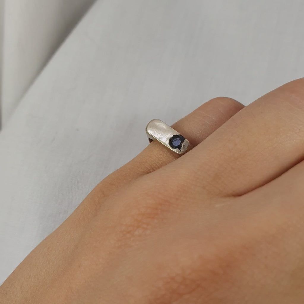Silver Signet Ring with Blue Gemstone Size 5