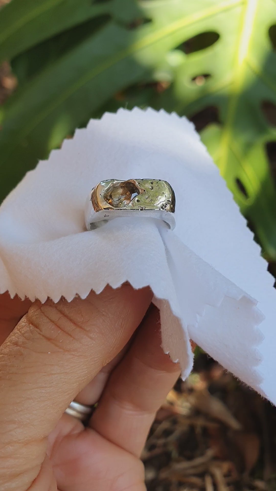 Royal signet ring