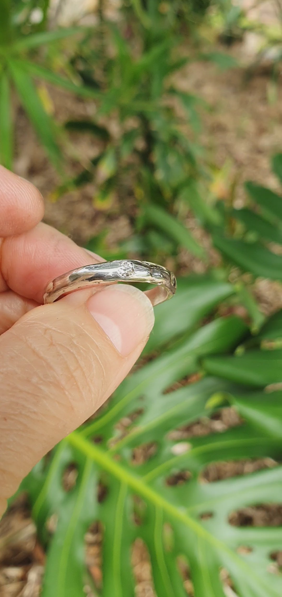 Molten ring with moissanite 3.8mm band
