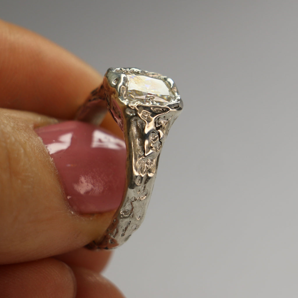Beloved silver organic ring 2ct Moissanite size 6