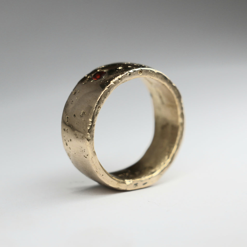 Halo ring with garnet Size 10.5 9mm band