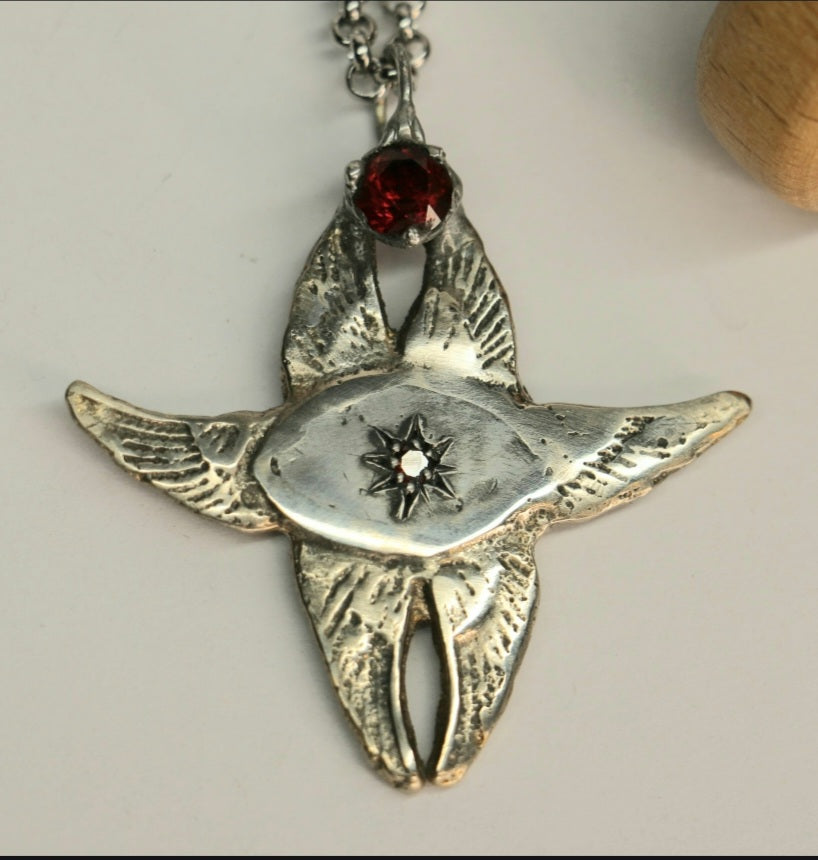 Seraphim necklace with Garnet