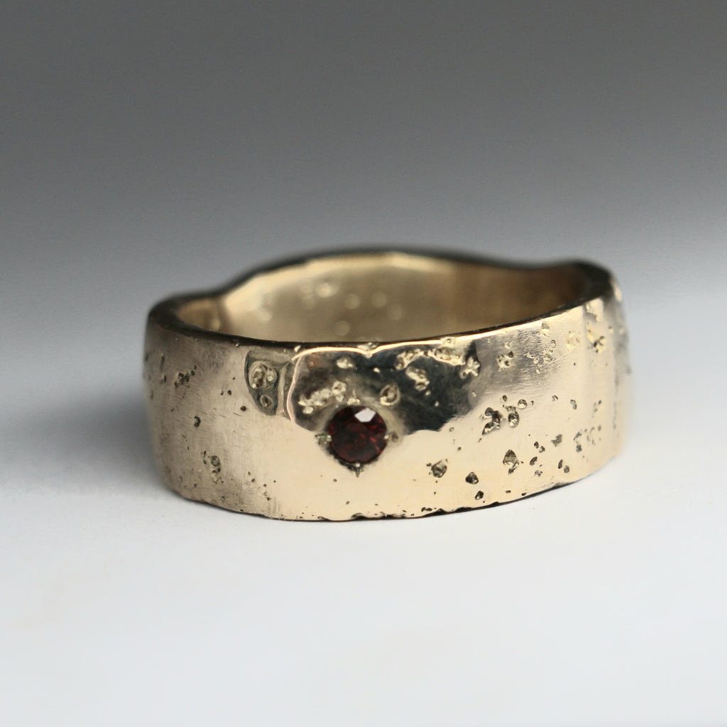 Halo ring with garnet Size 10.5 9mm band