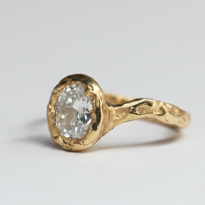 Ember 9ct organic ring .8ct Moissanite