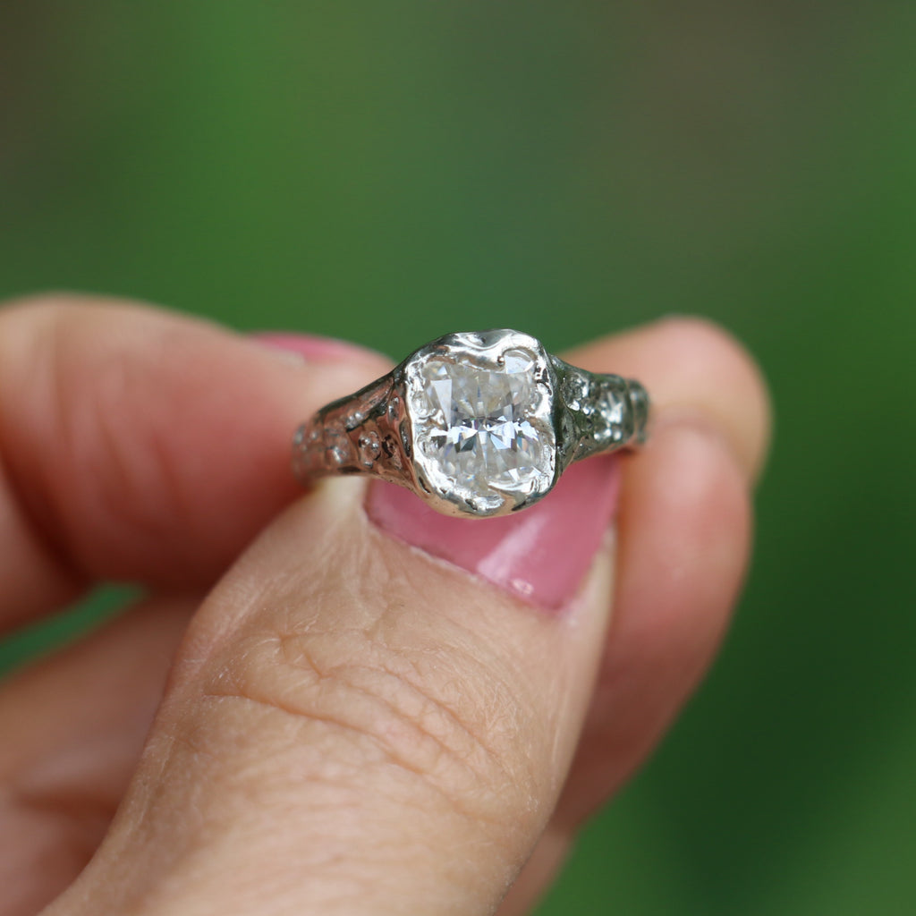 Beloved silver organic ring 2ct Moissanite size 6