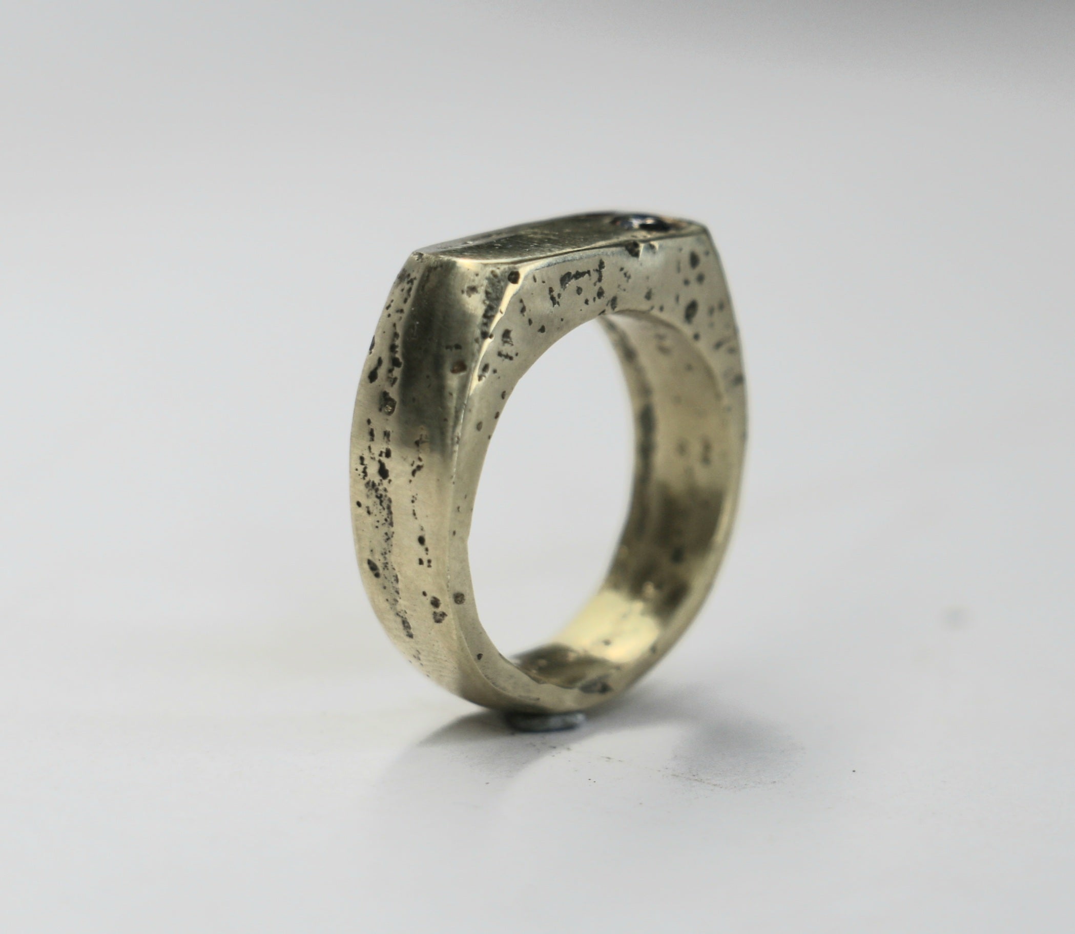 Royal signet ring