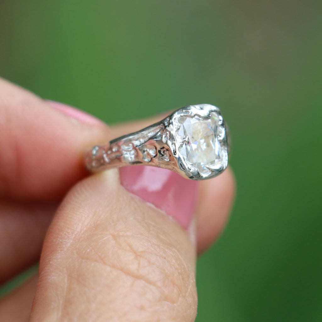 Beloved silver organic ring 2ct Moissanite size 6