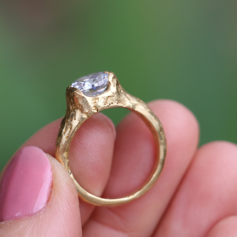Dune sandcast ring 9ct gold