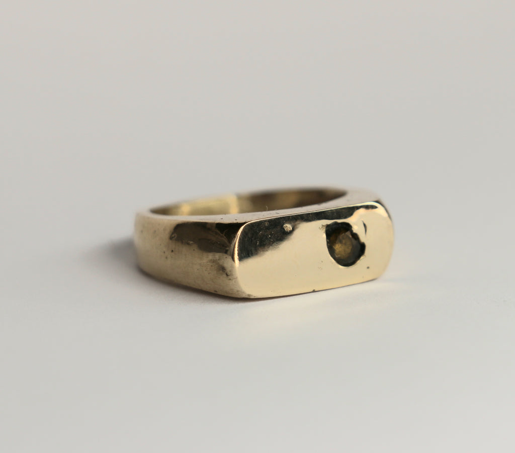 Royal signet ring