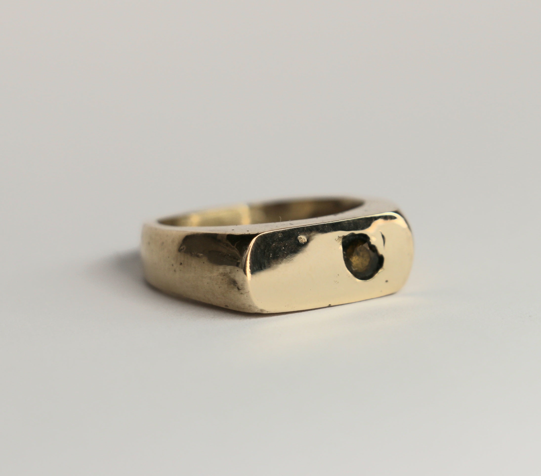 Royal signet ring