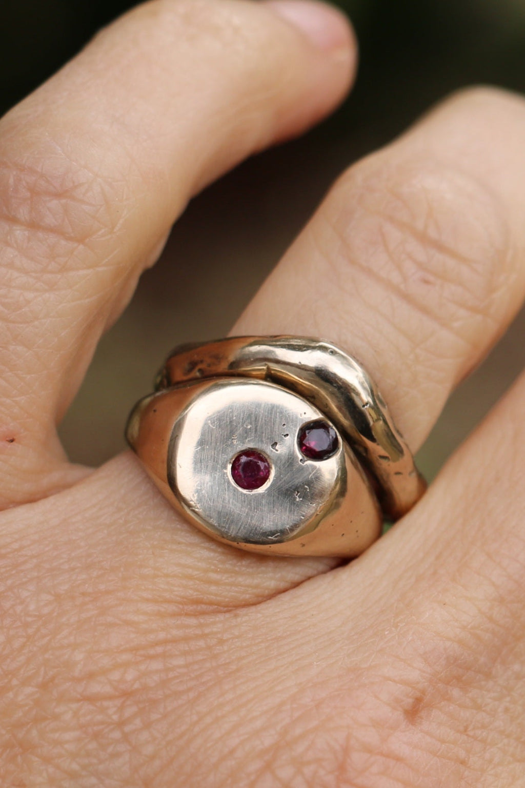 Lunaris Round organic signet ring with ruby silver, bronze or gold